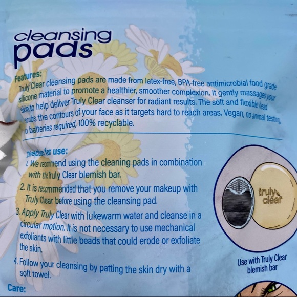 NWT Truly Clear Cleansing Pads (4pk) - Picture 12 of 14
